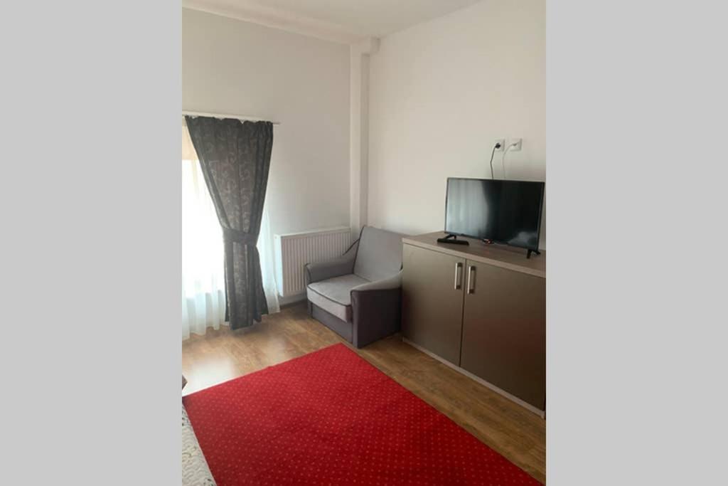 Dana Guest House Oradea Bagian luar foto